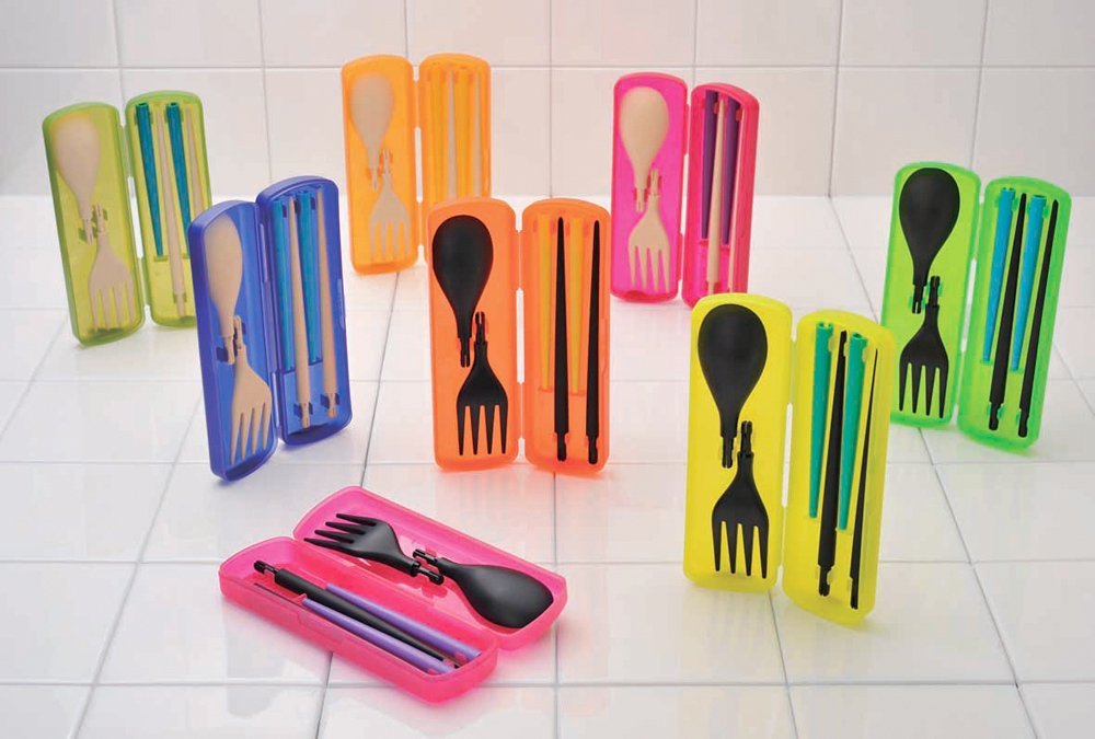 Portable cutlery utensil set