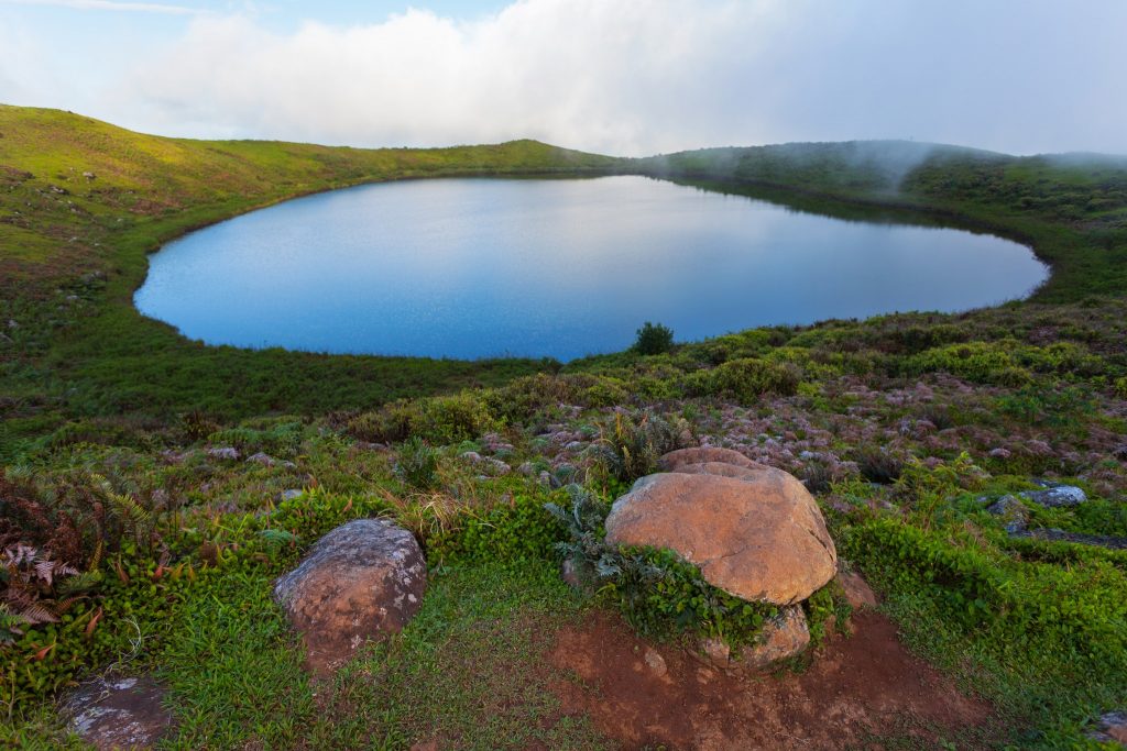 Laguna El Junco San Cristobal