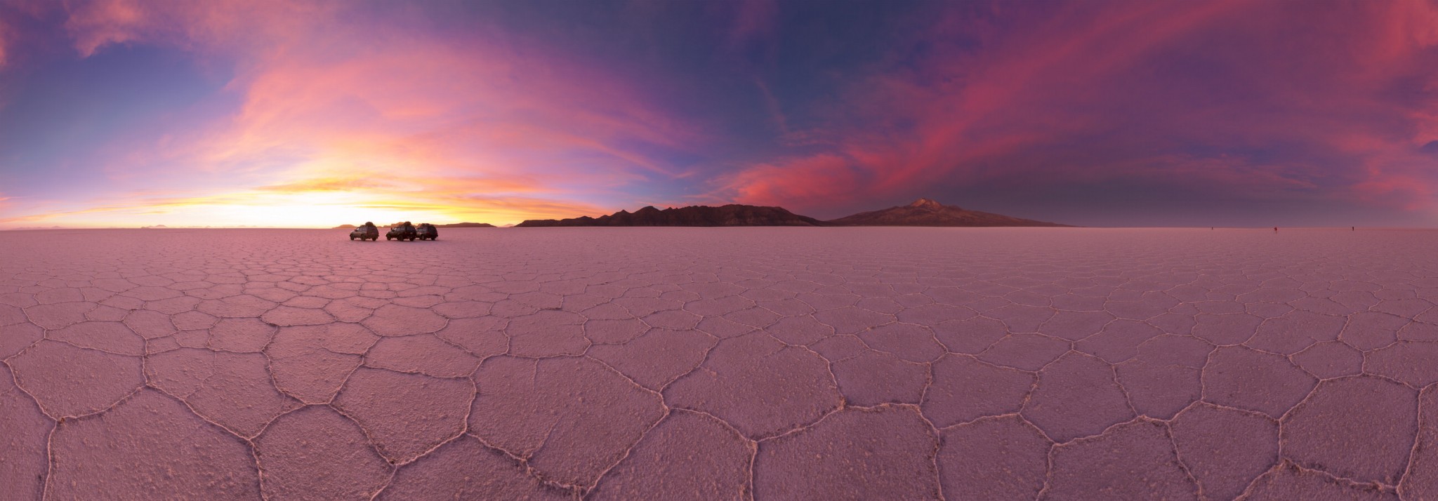 best time to visit bolivia salt flats