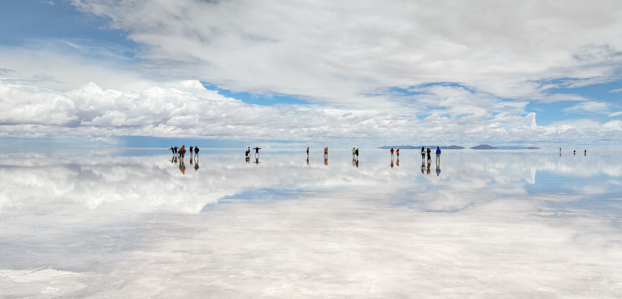 How To Visit The Salar De Uyuni Salt Flats In Bolivia Thrifty Nomads