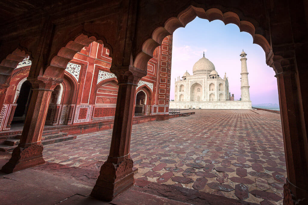 taj mahal tourist attractions