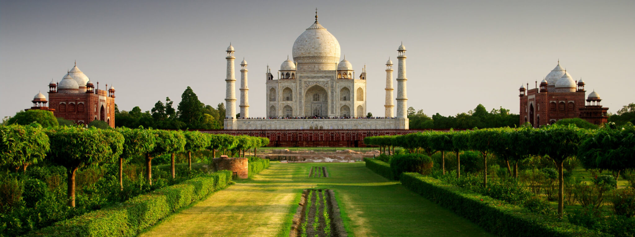 taj mahal tourist attractions